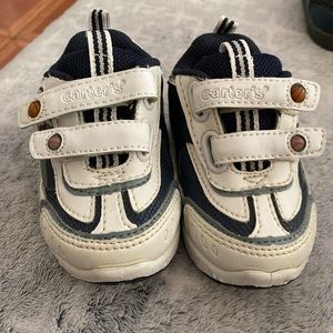 Carter’s light up sneakers size 3